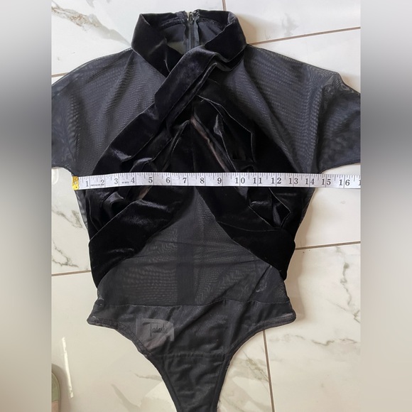 Tadashi black bodysuit. Size: S. Mesh and velvet fabric. - Picture 8 of 14